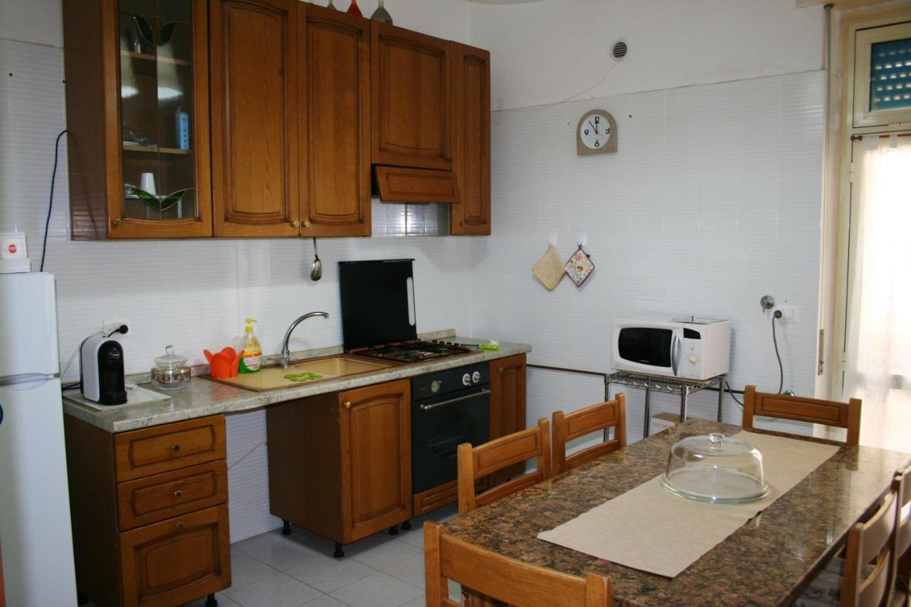 2 Bedrooms Appartement At Pescara 300 M Away From The Beach With Balcony And Wifi מראה חיצוני תמונה