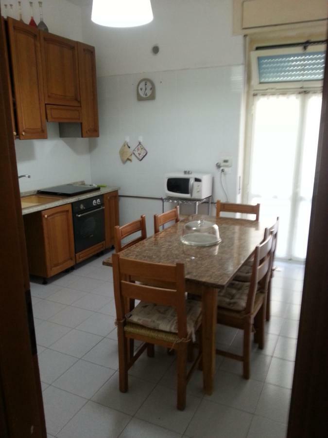 2 Bedrooms Appartement At Pescara 300 M Away From The Beach With Balcony And Wifi מראה חיצוני תמונה