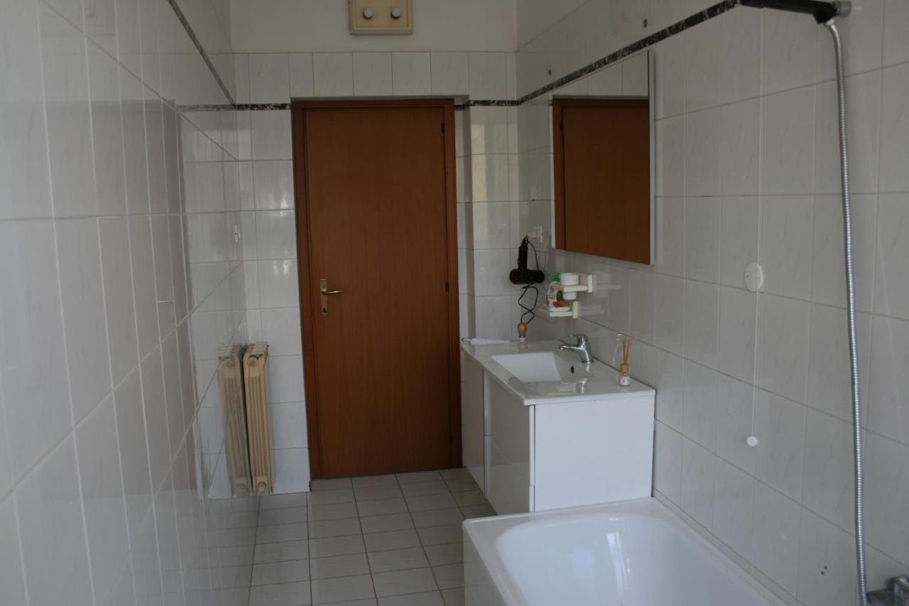 2 Bedrooms Appartement At Pescara 300 M Away From The Beach With Balcony And Wifi מראה חיצוני תמונה
