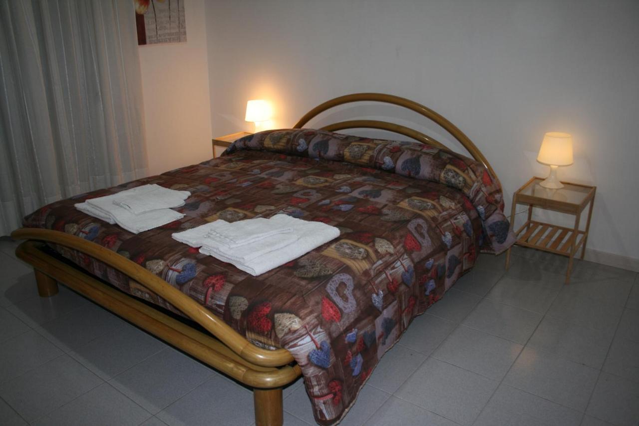 2 Bedrooms Appartement At Pescara 300 M Away From The Beach With Balcony And Wifi מראה חיצוני תמונה